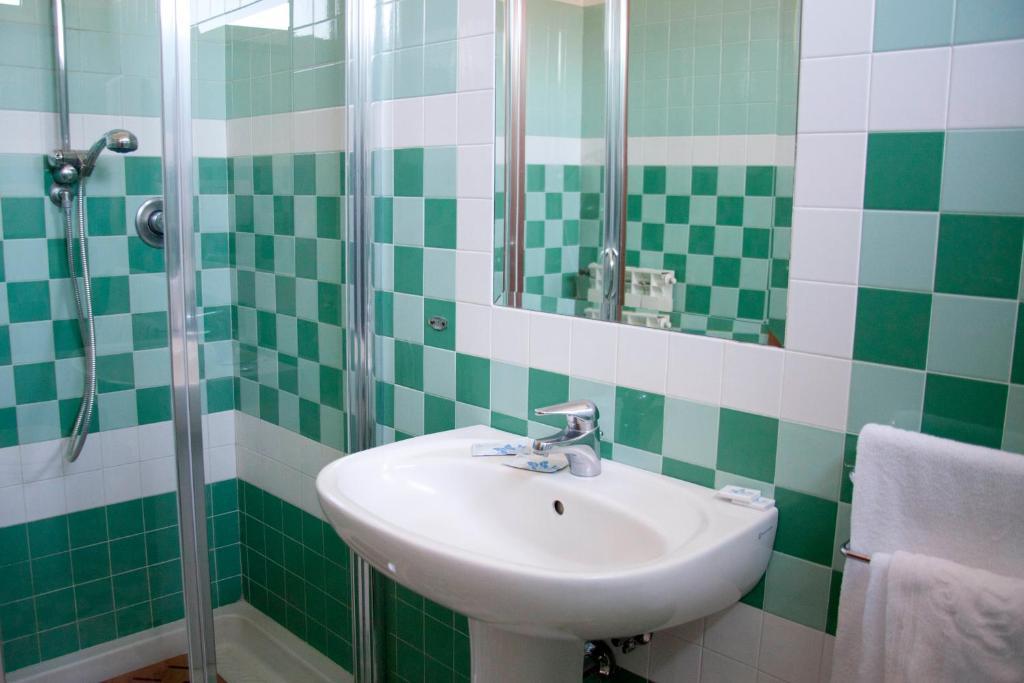 Albergo Da Benedetta Vetralla Zimmer foto